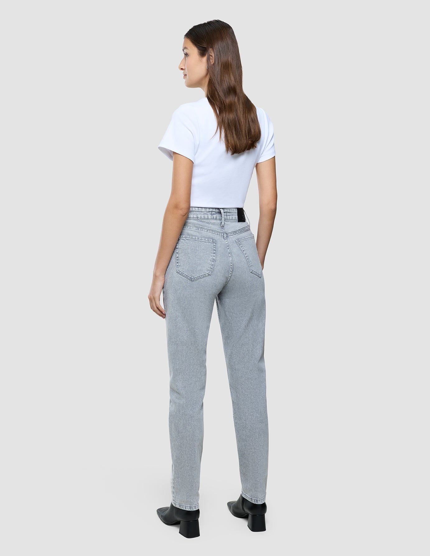 Women's Classic Jeans Tapered Light Grey Washed
